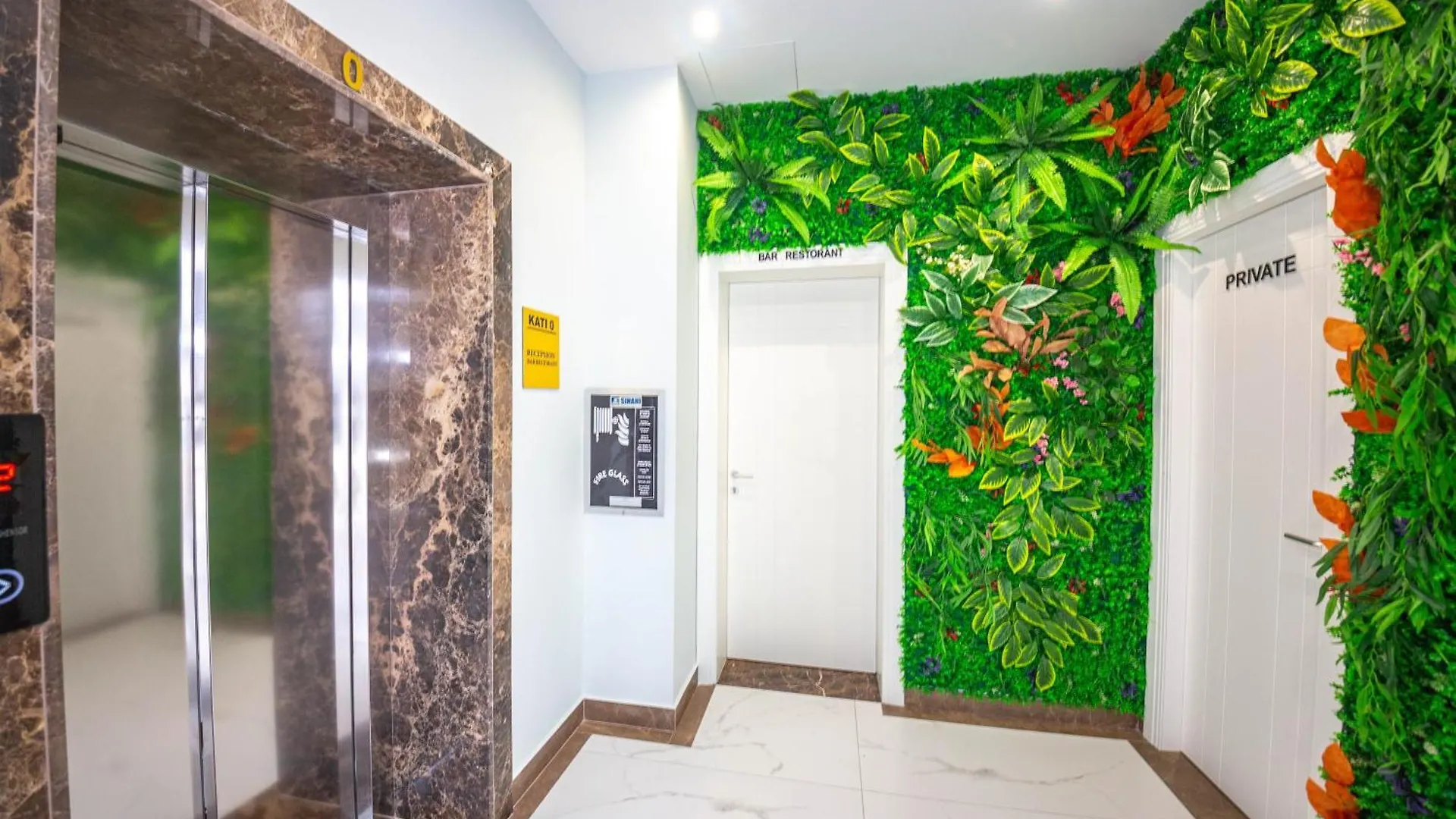 ****  Hotel Riviera Kamez Albánie
